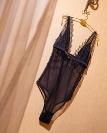 Intimissimi leták Strana 8