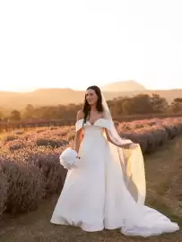 Catálogo Pronovias Página 5