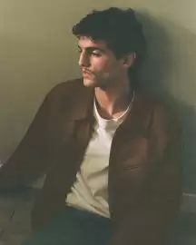 Catálogo Pull & Bear semana 9 Página 2