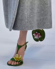 Folleto Dior Página 2