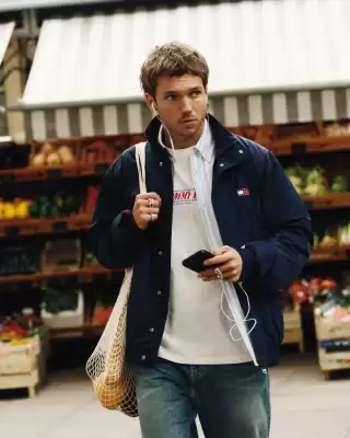 Catálogo Tommy Hilfiger (válido até 10-03)