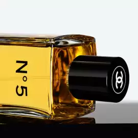 Folleto Chanel Página 3