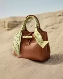 Folleto Longchamp semana 10 Página 2