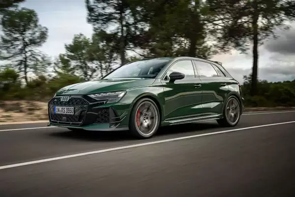 Folheto Audi (válido até 30-04)