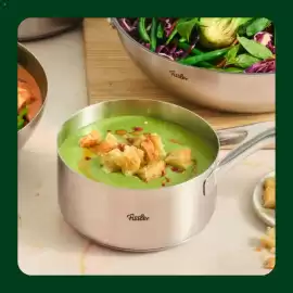 Woolworths catalogue Page 33