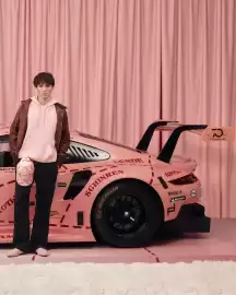 Porsche catalogue Page 3