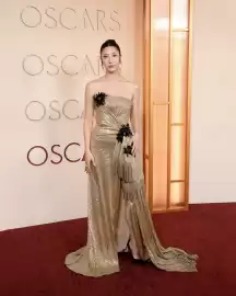 Magazine SWAROVSKI Pagină 8