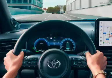 Toyota Flugblatt | Yaris Cross Seite 17