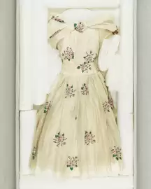 Folleto Dior Página 2