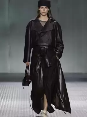 Adolfo Domínguez (válido hasta 30-04)