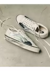 Vans leták Strana 17