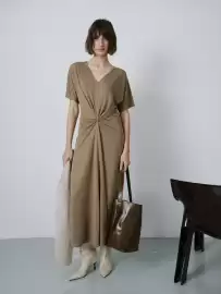 Catálogo Cortefiel Página 2