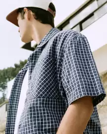 Catálogo Pull & Bear Página 2