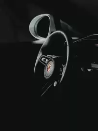Porsche catalogue Page 4