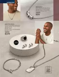 AVON catalogue Page 30