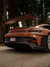 Porsche catalogue Page 5