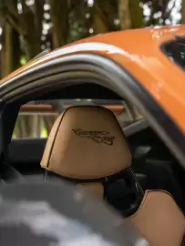 Porsche catalogue Page 7