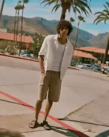 Catálogo Pull & Bear Página 2