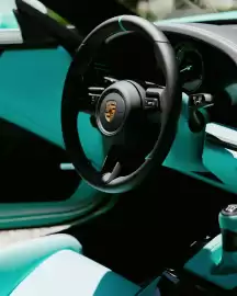 Porsche catalogue Page 8