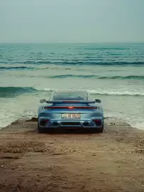 Porsche catalogue Page 2