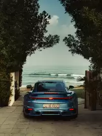 Porsche catalogue Page 7