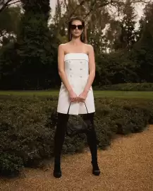 Catálogo BCBGMAXAZRIA Página 1