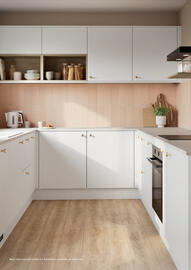 B&Q brochure Page 52