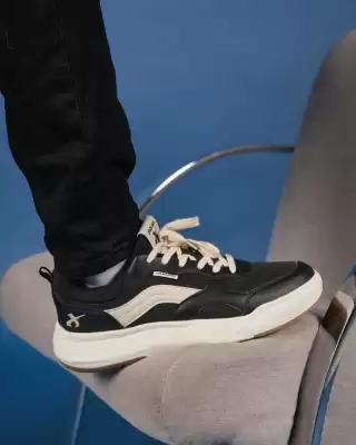 Jaguar Shoes (válido hasta 3-07)