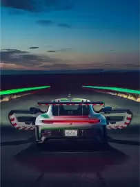 Porsche catalogue Page 3