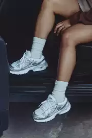 Under armour leták Strana 5