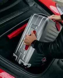 Porsche catalogue Page 2