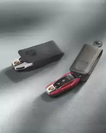 Porsche catalogue Page 3
