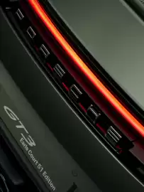 Porsche catalogue Page 11