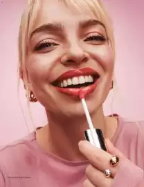 Avon catalogue Page 33