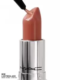 Catálogo MAC Cosmetics Página 1