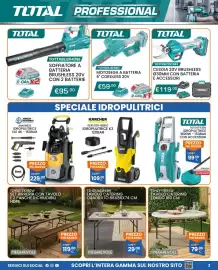Volantino Brigros Pagina 3: Set birreria con tavolo e 2 panche richiudibili HDPE €119,00, Tavolo catering quadrato €29,00