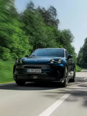 Porsche catalogue (valid until 22-07)