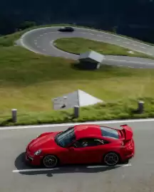 Porsche catalogue Page 5
