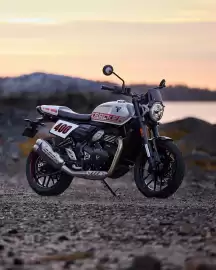 Catálogo Triumph Página 1