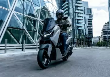 Yamaha Prospekt Seite 16