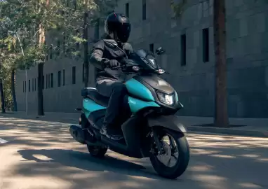 Yamaha Prospekt Seite 26