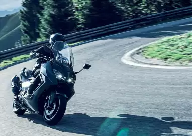 Yamaha Prospekt Seite 7