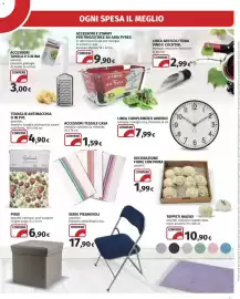 Volantino Ipercoop Pagina 27: Grattugia da tavola in acciaio €3,00, POUF assortiti. Esempio: pouf ecopelle €6,90