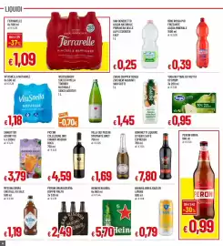 Volantino Famila Superstore Pagina 16: Weissenhoff Succo di Mela €0,70, Heineken birra €5,70