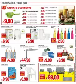Volantino Famila Superstore Pagina 22: Sedia monoblocco impilabile Ratak €6,90, OLIERA OLI' CL 15 ASS VETRO €2,50