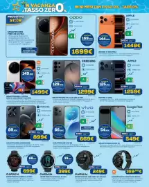 Volantino Euronics Pagina 2: Motorola SMARTPHONE SIGNATURE €899,00, Vivo V70 5G €669,00