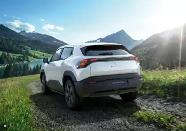 Suzuki akciós újság | Vitara Oldal 16
