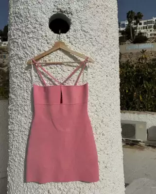Catálogo BCBGMAXAZRIA (válido hasta 10-08)