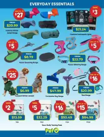 PetO catalogue Page 7: Huskimo Winter Jacket Range €20,99, Huskimo Luminasafe Lights €21,24