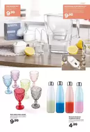 Volantino In'S Mercato Pagina 18: Set 6 calici in vetro colorati €9,99, Borraccia termica in acciaio Inox €4,99
